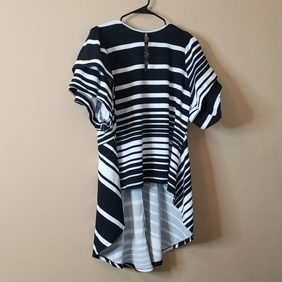 IMPULSIVE RUFFLE pepplum top - Picture 2 of 8